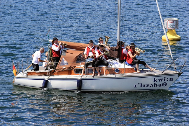 遥遥领先 遥遥领先